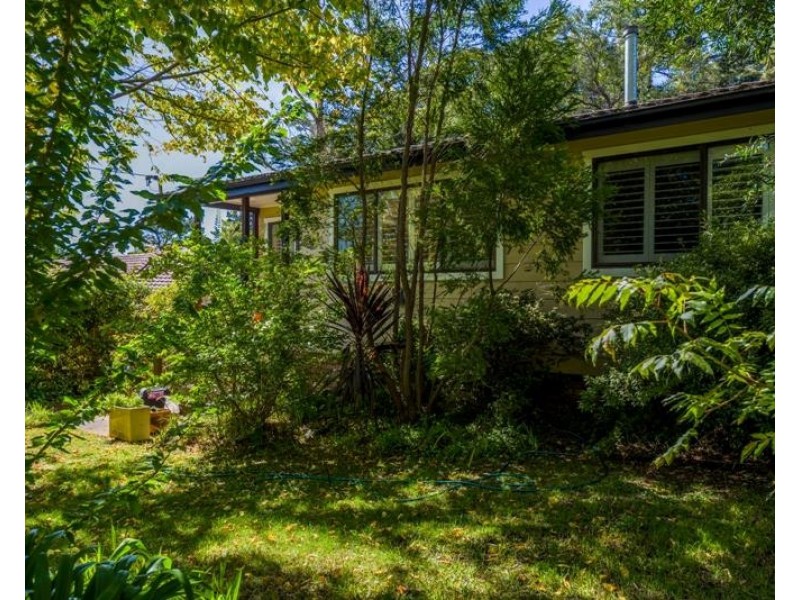 5 Lucas Street, Bundanoon NSW 2578