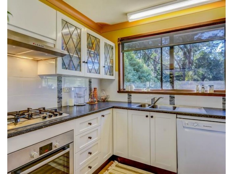 5 Lucas Street, Bundanoon NSW 2578