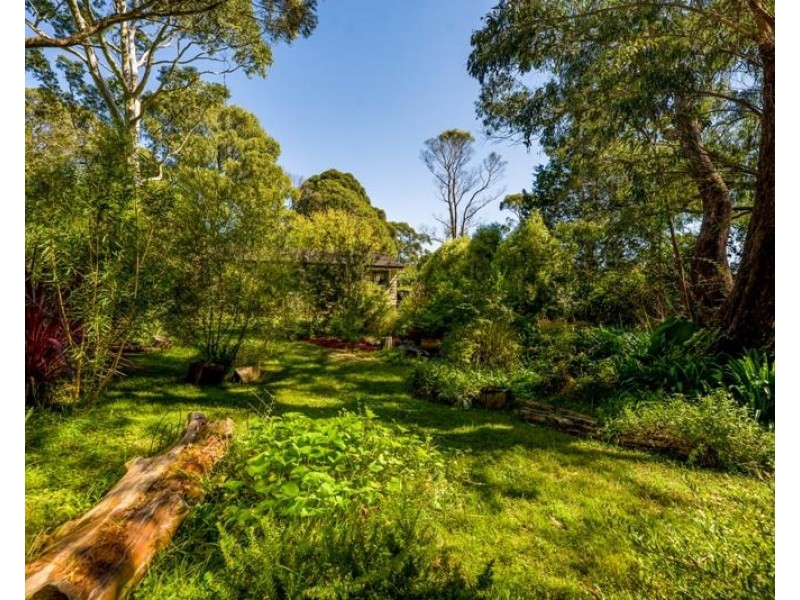 5 Lucas Street, Bundanoon NSW 2578