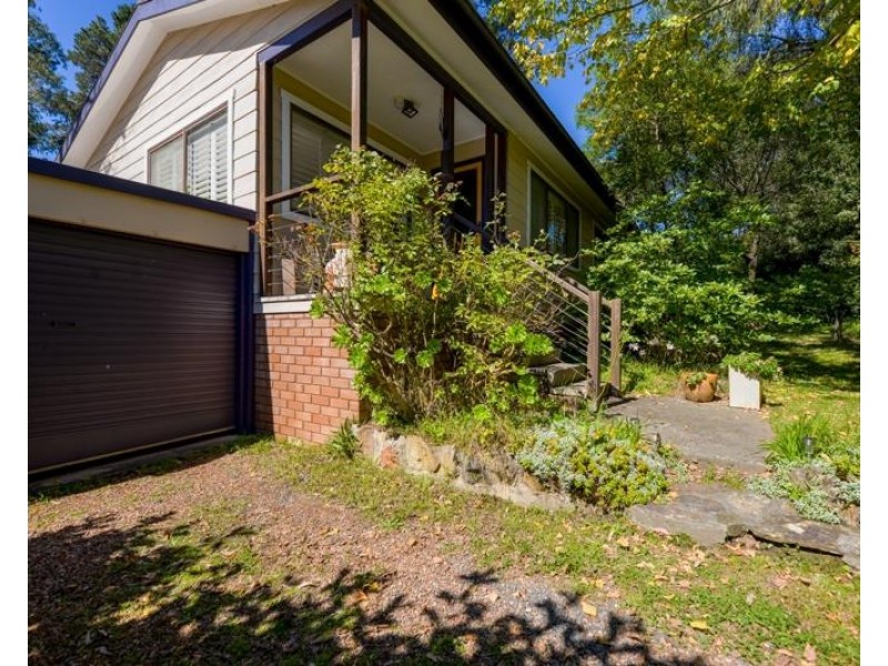 5 Lucas Street, Bundanoon NSW 2578