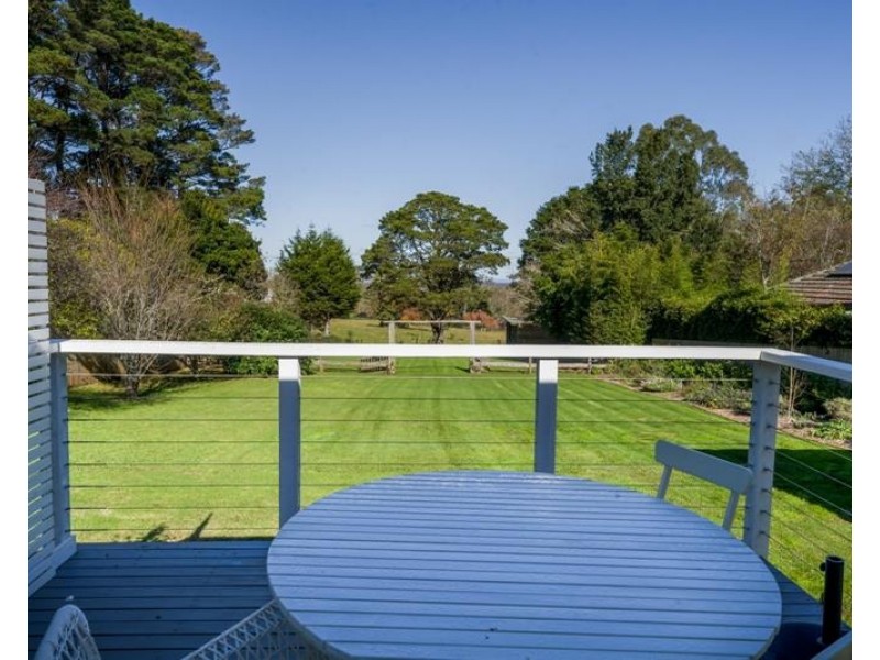 197 Railway Avenue, Bundanoon NSW 2578