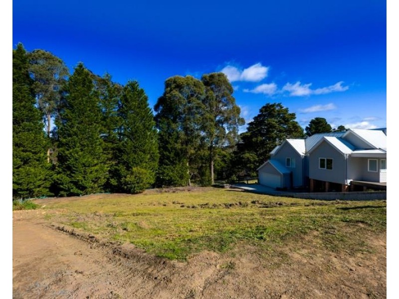14 Rochester  Drive, Bundanoon NSW 2578