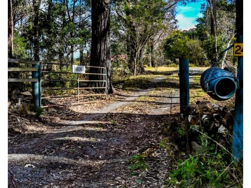 246 Caoura Road, Tallong NSW 2579