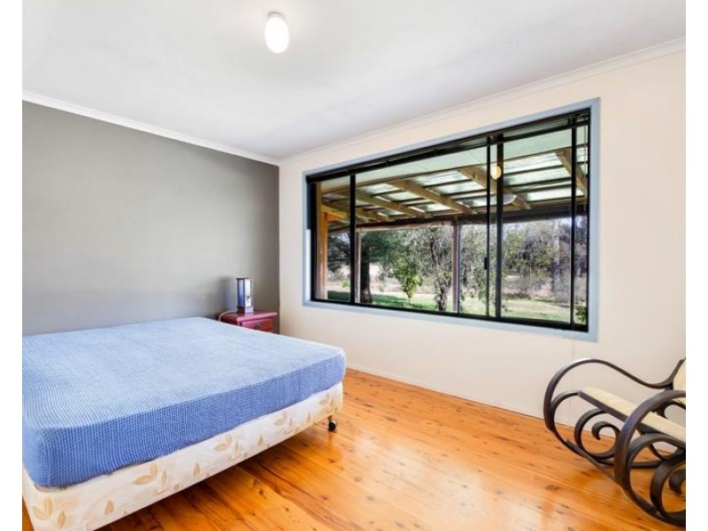 246 Caoura Road, Tallong NSW 2579