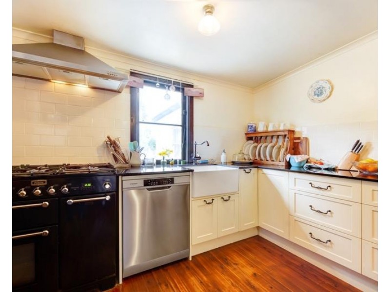 191 Railway Avenue, Bundanoon NSW 2578