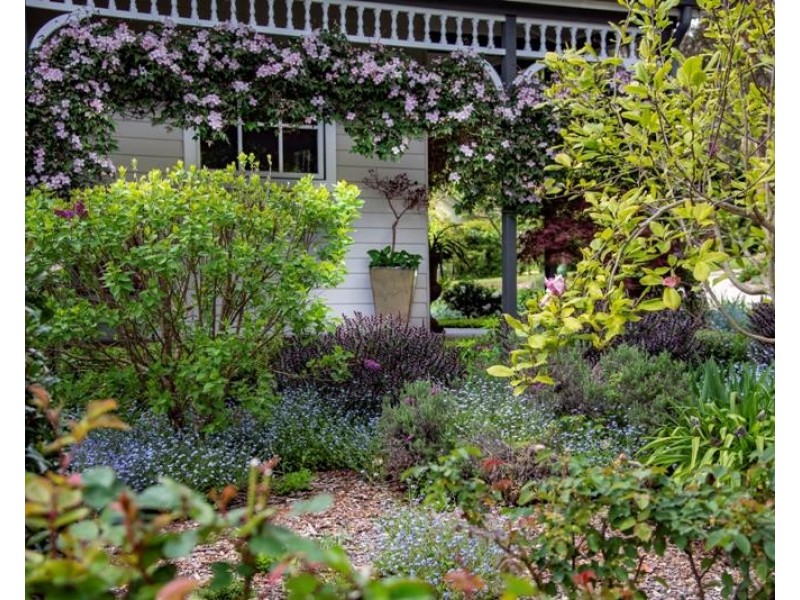 2 Ferndale Road, Bundanoon NSW 2578