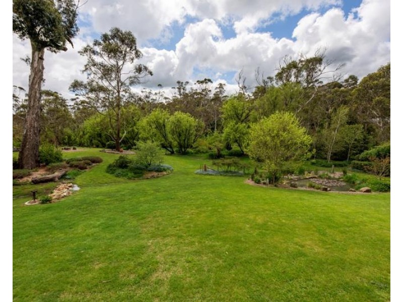 2 Ferndale Road, Bundanoon NSW 2578