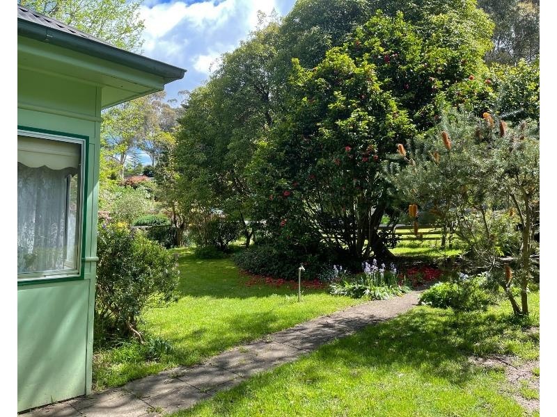 16 Birriga Avenue, Bundanoon NSW 2578