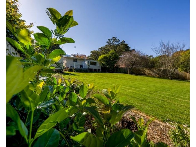 197 Railway Avenue, Bundanoon NSW 2578