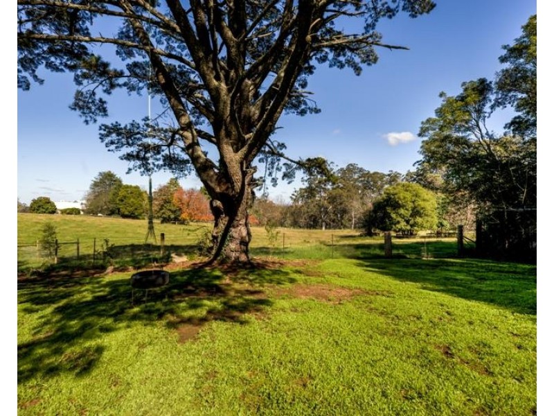 197 Railway Avenue, Bundanoon NSW 2578