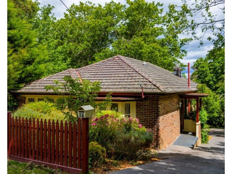 16 Penrose Road, Bundanoon NSW 2578