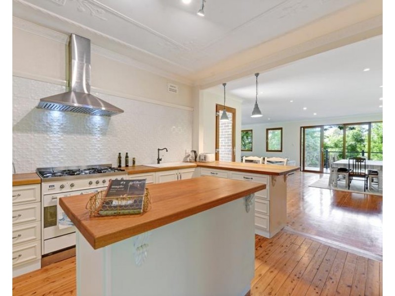 16 Penrose Road, Bundanoon NSW 2578