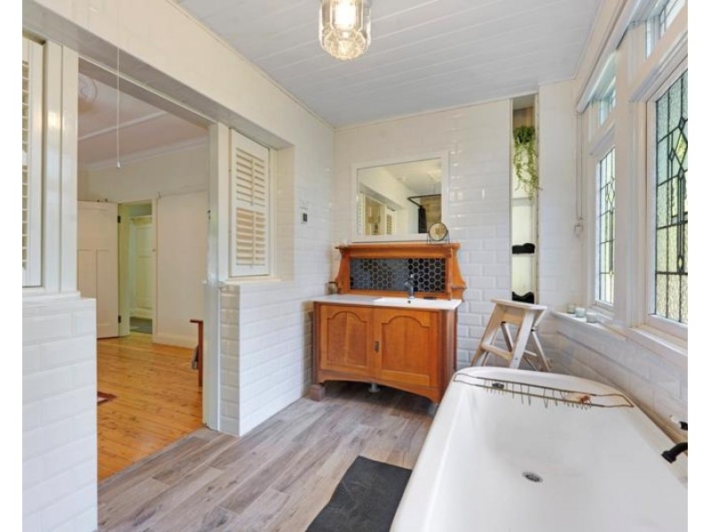 16 Penrose Road, Bundanoon NSW 2578