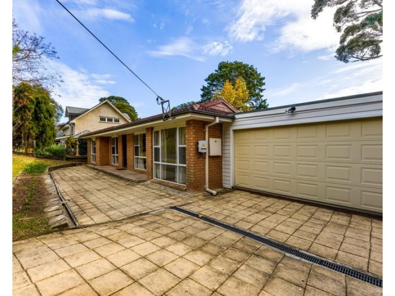 16 Broughton Street, Bundanoon NSW 2578