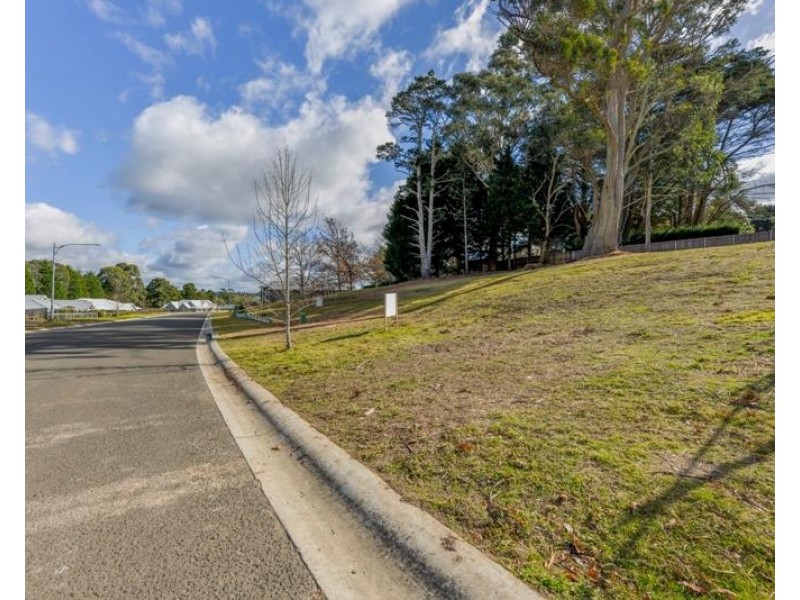 17 Rochester Drive, Bundanoon NSW 2578