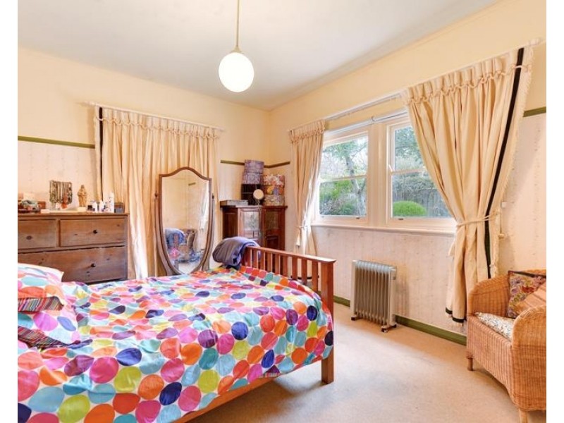 73 Railway Avenue, Bundanoon NSW 2578