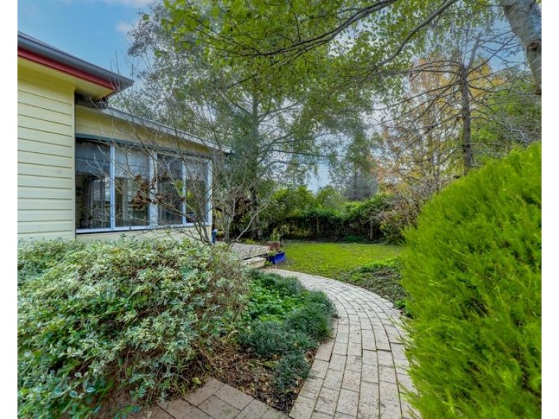 73 Railway Avenue, Bundanoon NSW 2578