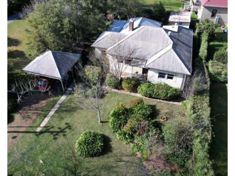 73 Railway Avenue, Bundanoon NSW 2578