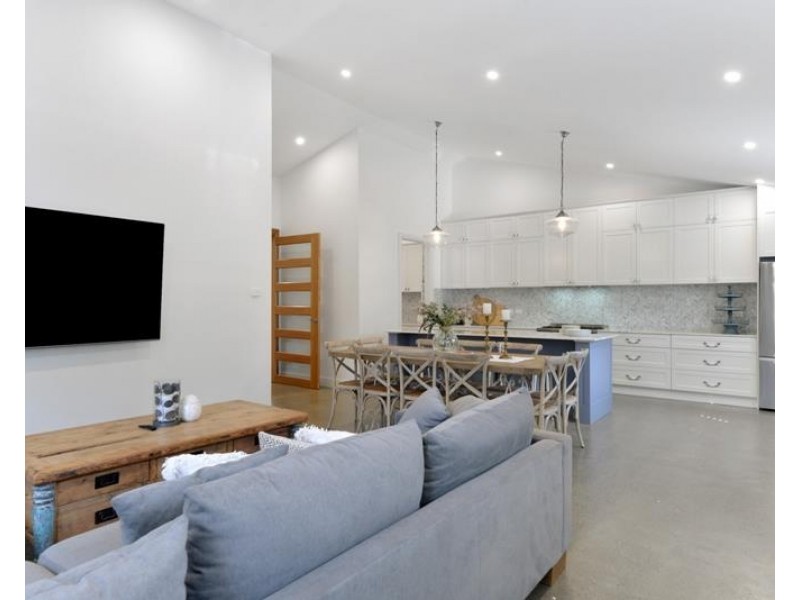 11 Birriga Avenue, Bundanoon NSW 2578