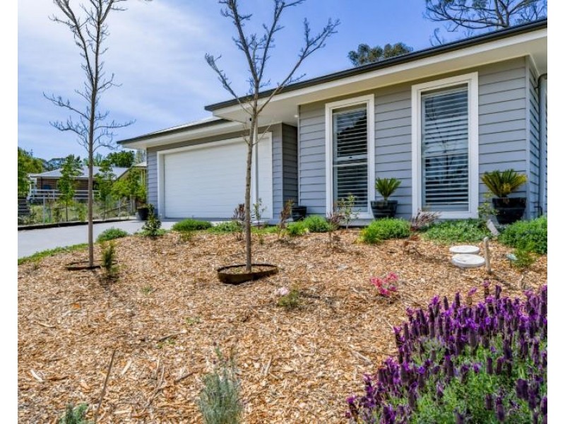 4 Lochinvar Drive, Bundanoon NSW 2578