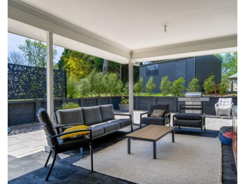 4 Lochinvar Drive, Bundanoon NSW 2578