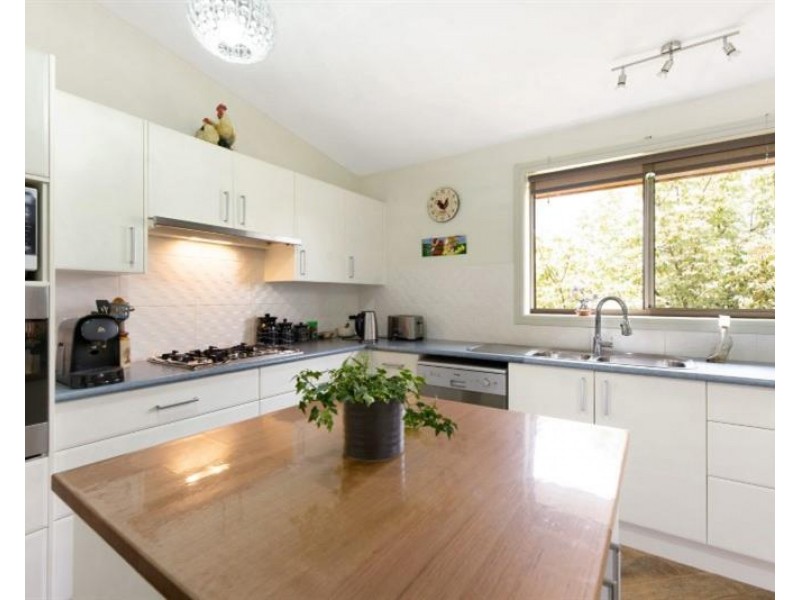 4 Lodge Lane, Bundanoon NSW 2578