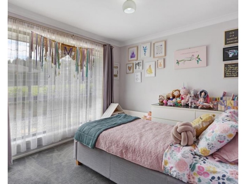 2 Bamburgh Place, Bundanoon NSW 2578