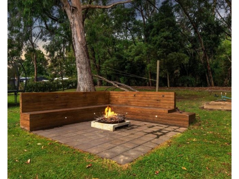 2 Bamburgh Place, Bundanoon NSW 2578