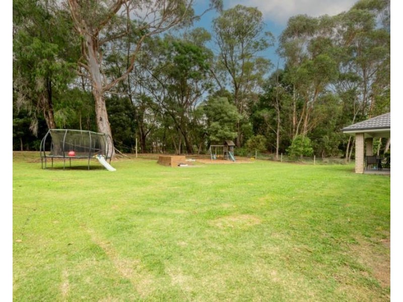 2 Bamburgh Place, Bundanoon NSW 2578