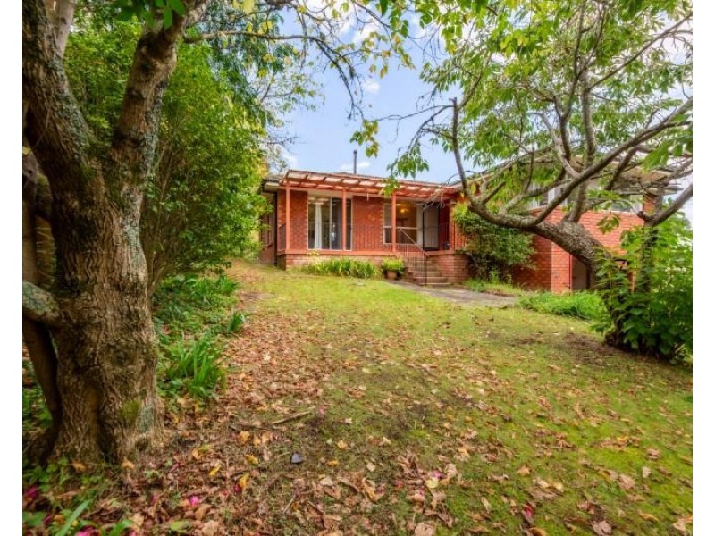 18 Church Street, Bundanoon NSW 2578