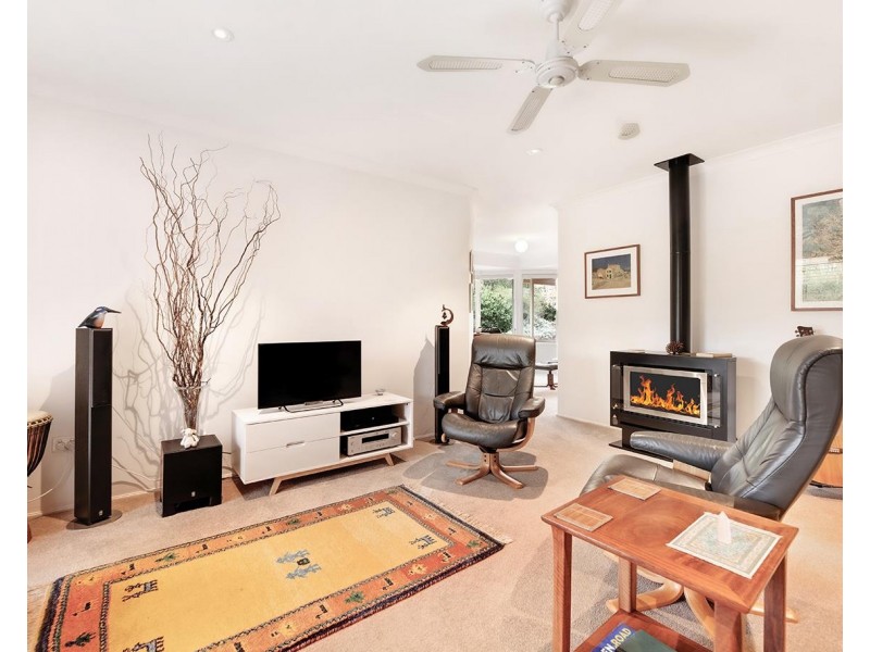 6 Betula Grove, Bundanoon NSW 2578