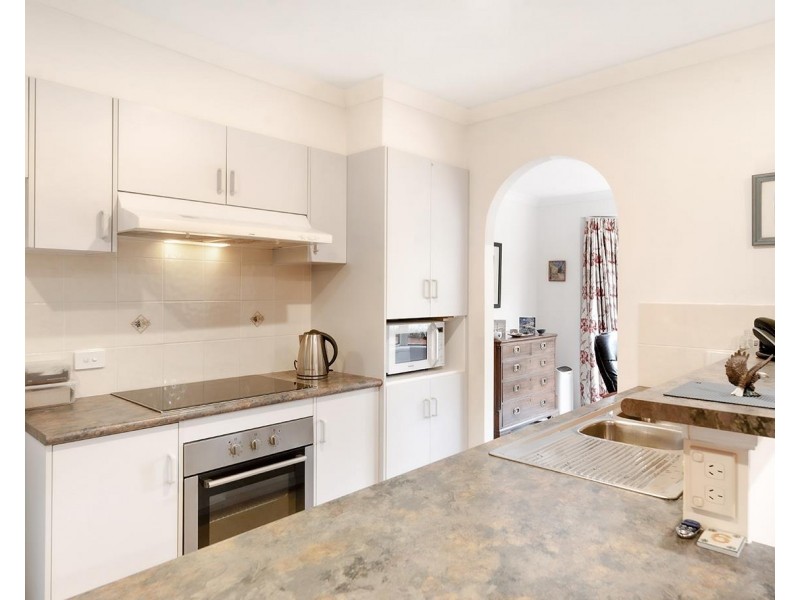 6 Betula Grove, Bundanoon NSW 2578