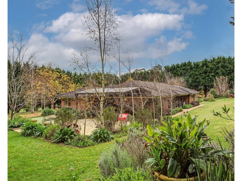 64 Blue Gum Road, Bundanoon NSW 2578