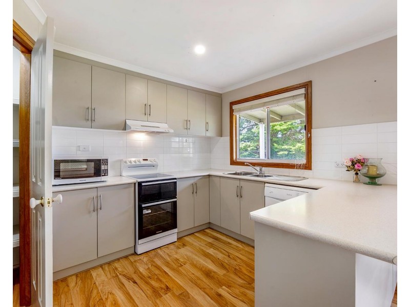 6 Ella Street, Bundanoon NSW 2578