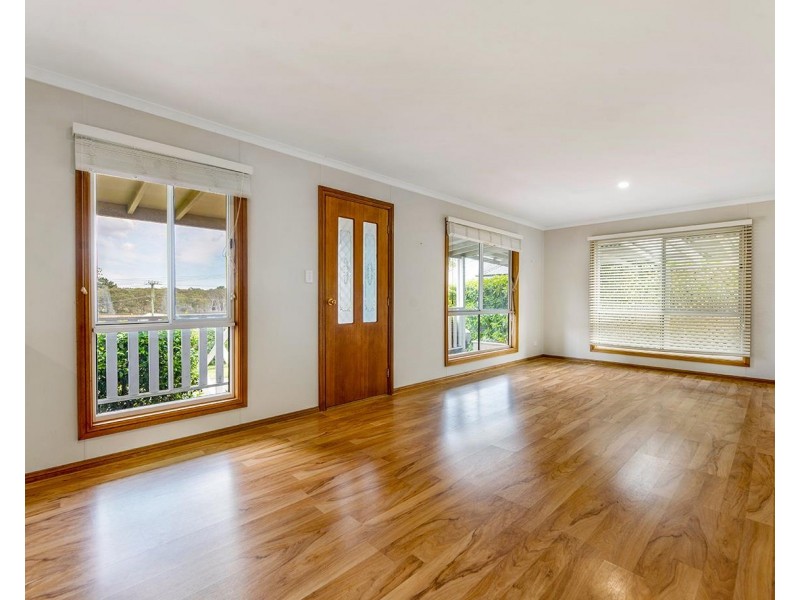 6 Ella Street, Bundanoon NSW 2578