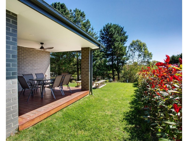 10 Rochester Drive, Bundanoon NSW 2578