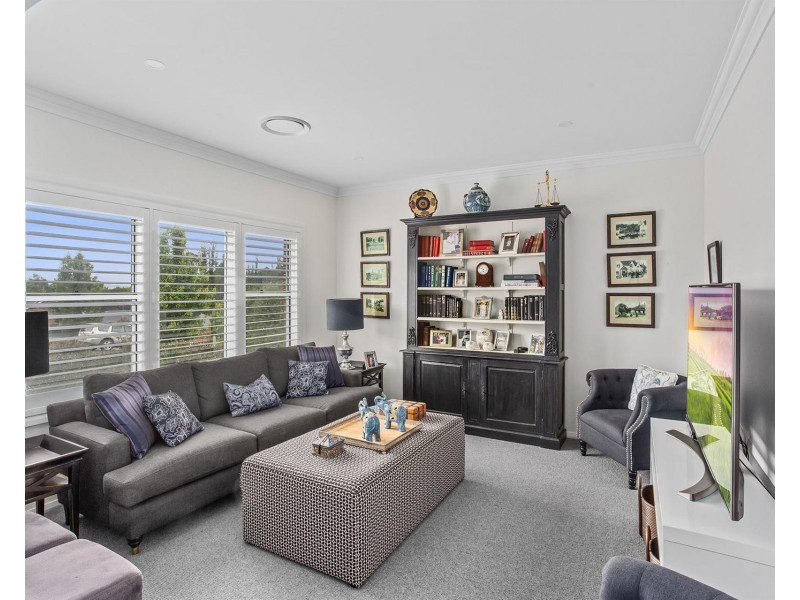 14A Torulosa Drive, Moss Vale NSW 2577
