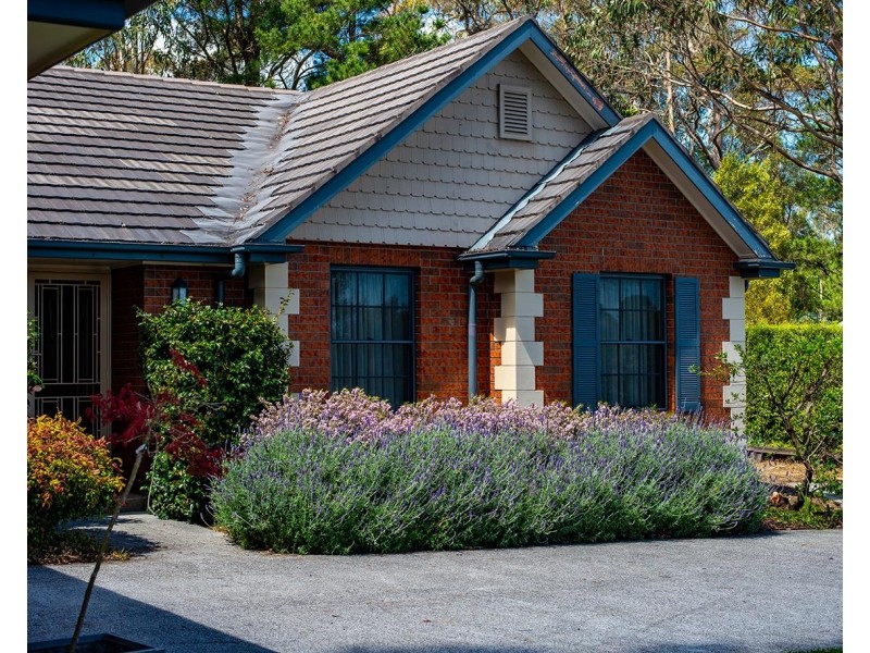 17 Larkin Close, Bundanoon NSW 2578