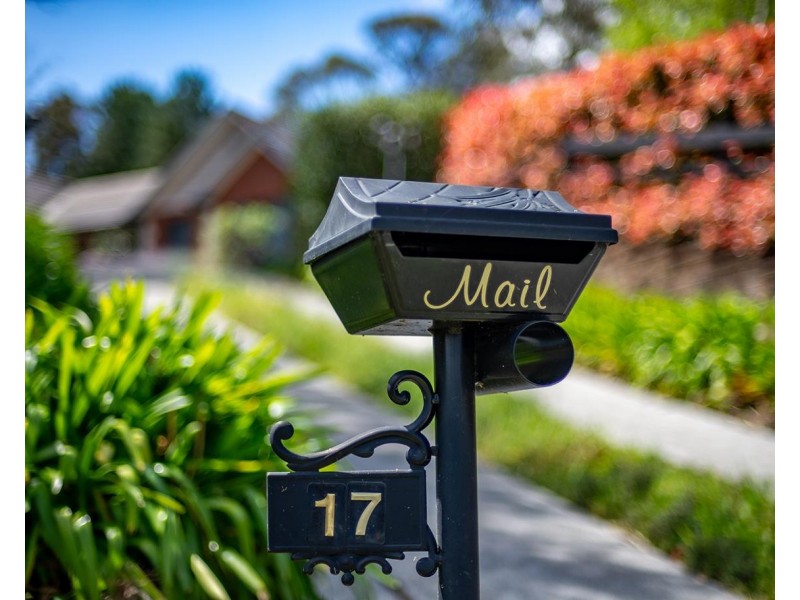 17 Larkin Close, Bundanoon NSW 2578