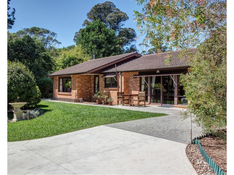 25 Bindar Crescent, Bundanoon NSW 2578