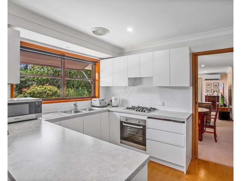 25 Bindar Crescent, Bundanoon NSW 2578