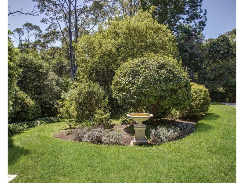 25 Bindar Crescent, Bundanoon NSW 2578