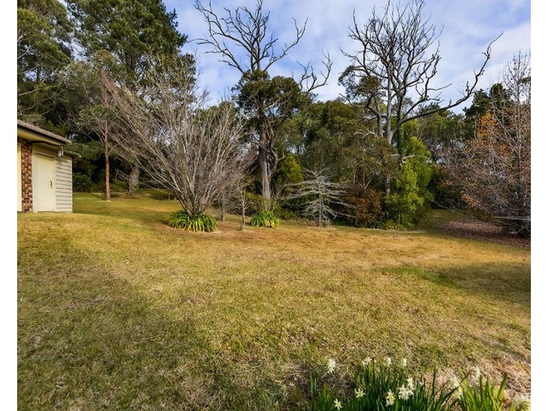 11 Lynne Close, Bundanoon NSW 2578