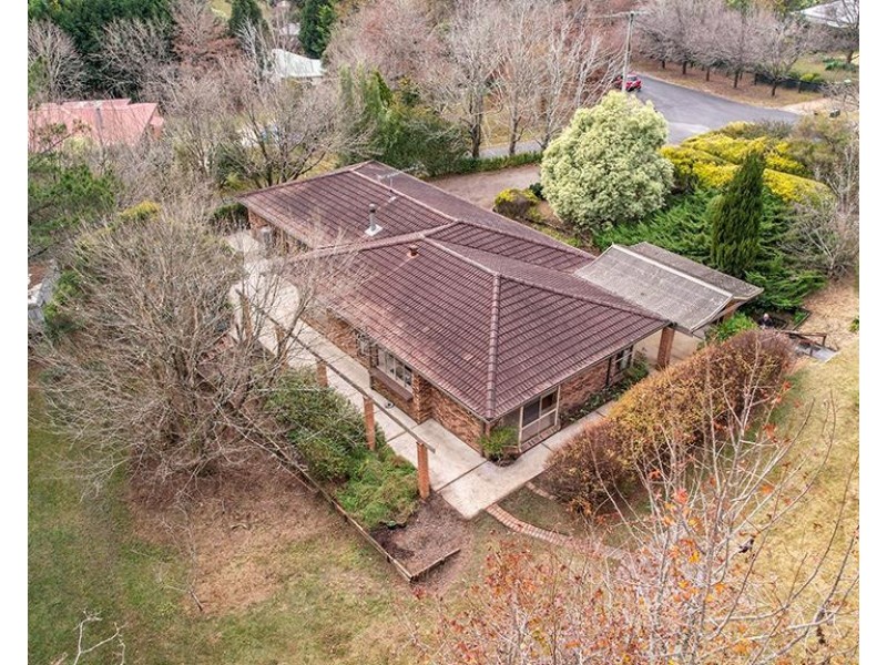 11 Lynne Close, Bundanoon NSW 2578