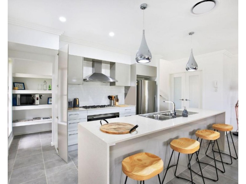 10 Rochester Drive, Bundanoon NSW 2578