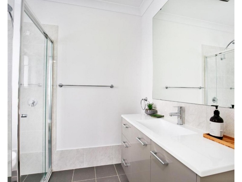 10 Rochester Drive, Bundanoon NSW 2578