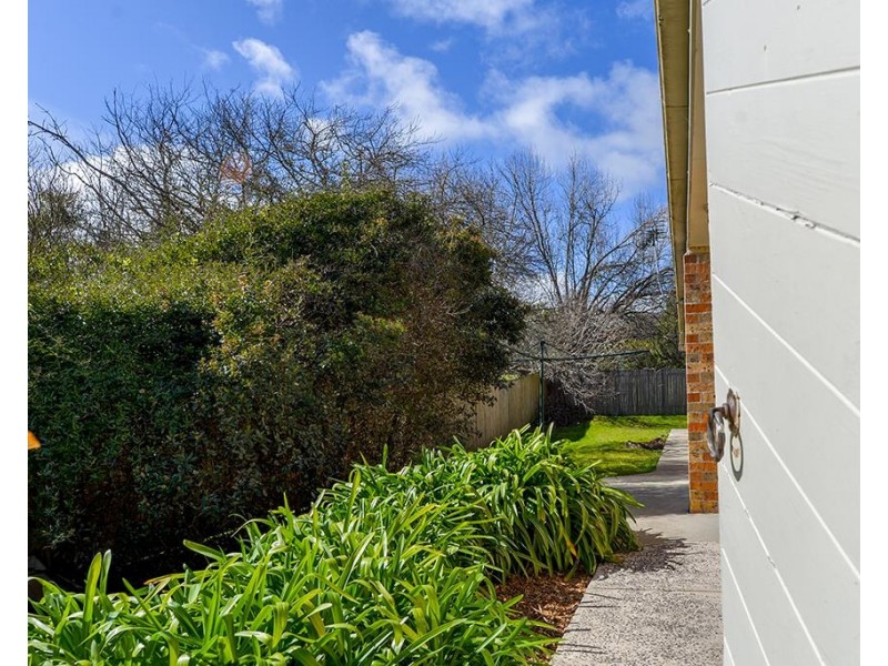 11 Amy Street, Bundanoon NSW 2578