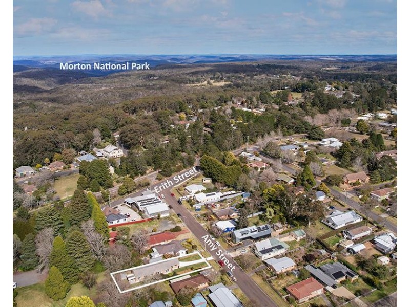 11 Amy Street, Bundanoon NSW 2578
