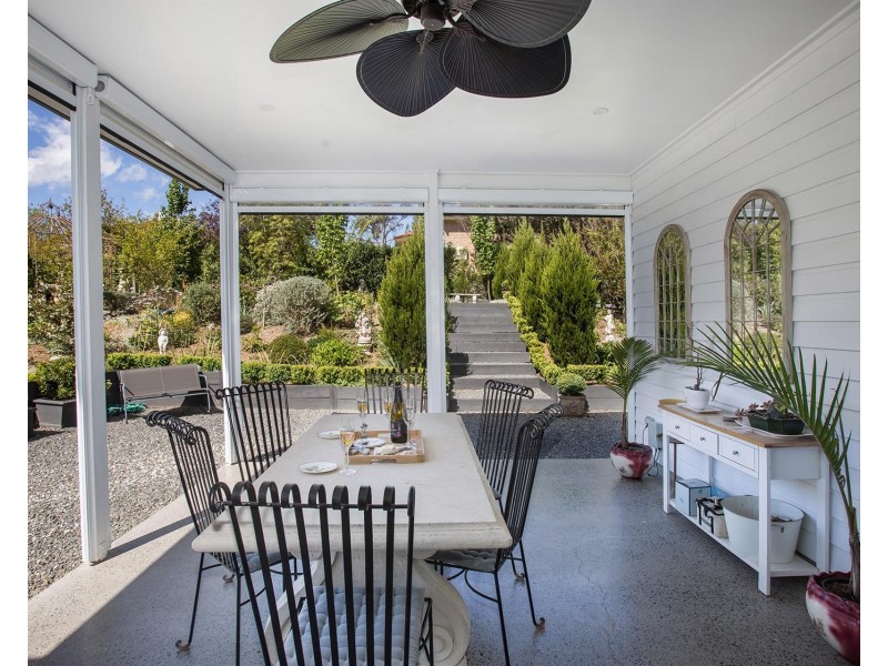 1 Larkin Close, Bundanoon NSW 2578