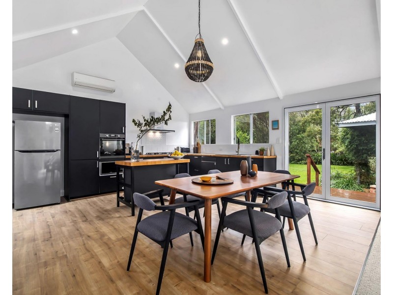 2 Forwood Crescent, Bundanoon NSW 2578